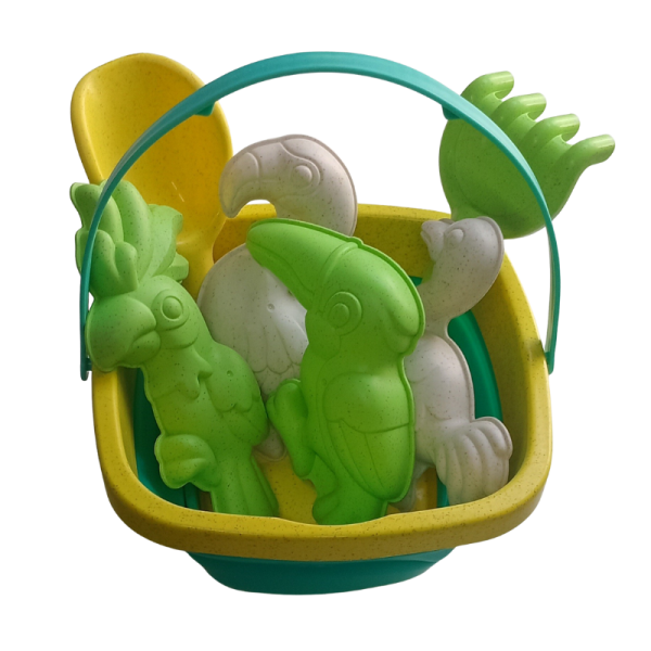 Beach Toys And Silicone Bucket